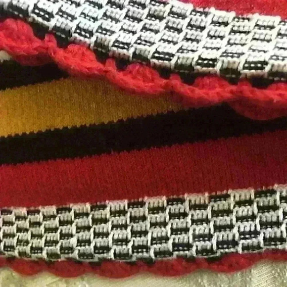 Marled  Reunited Striped Scallop Crochet Sweater Size Medium - Picture 7 of 11